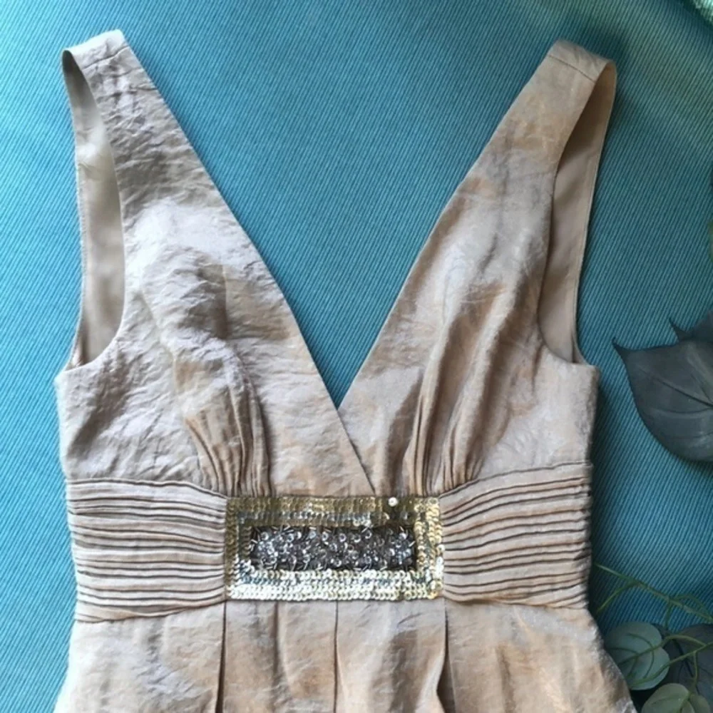 BCBGMaxAzaria dress Gold party dress size small Unique Classy